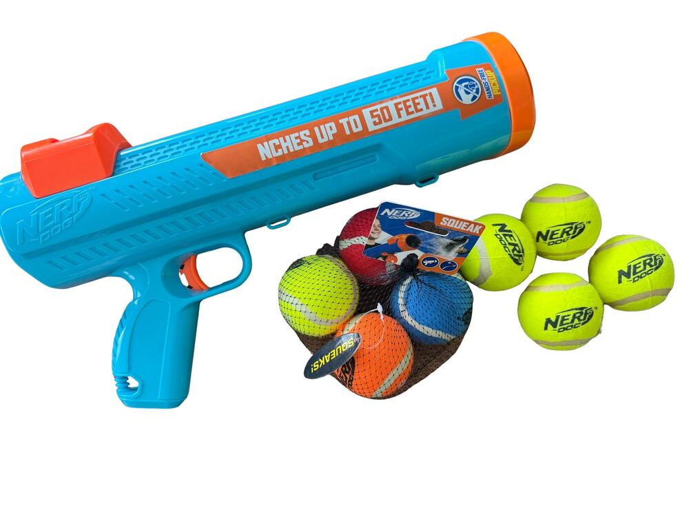 Nerf Dog Tennis Ball Blaster Launcher w/ 8 Balls Interactive Fetch Toy